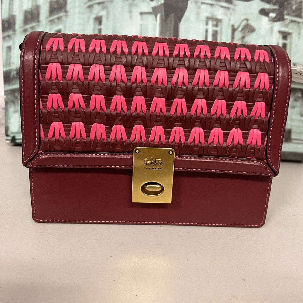 Coach 613 Hutton Shoulder Bag With Weaving